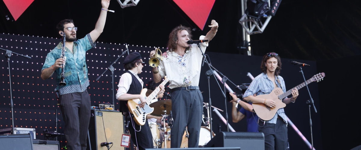 Sfregio sul palco del Concertone: i Patagarri irridono una canzone ebraica. Parenzo: “Raccapriccianti” (video) Sfregio sul palco del Concertone: i Patagarri irridono una canzone ebraica. Parenzo: “Raccapriccianti” (video)