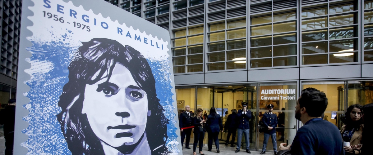 Ramelli, Pd senza vergogna a Milano: “No al minuto di silenzio, allora facciamone 25 per i compagni” Ramelli, Pd senza vergogna a Milano: “No al minuto di silenzio, allora facciamone 25 per i compagni”
