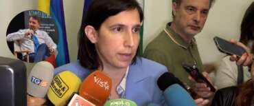 Referendum, Pd spaccato sul Jobs act. Il correntone riformista contro Elly: ci asteniamo. E Renzi se la ride