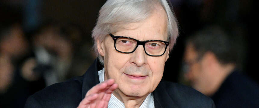 Sgarbi festeggia 73 anni con un regalo dei giudici: nessuna condanna per aver dato della gallina a un’ambientalista Sgarbi festeggia 73 anni con un regalo dei giudici: nessuna condanna per aver dato della gallina a un’ambientalista