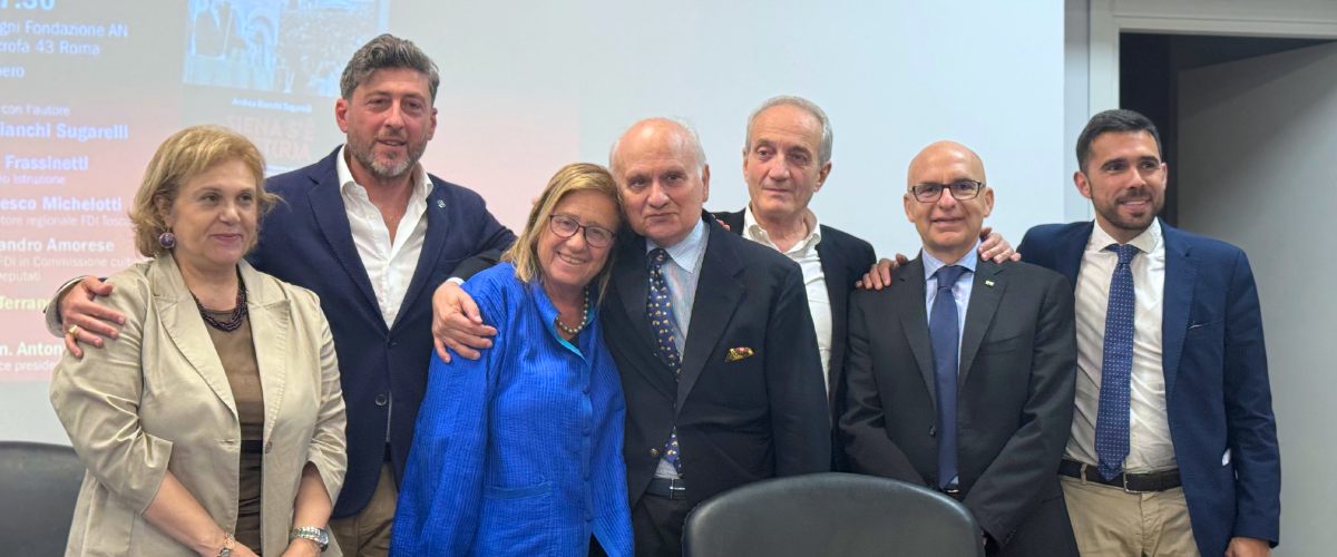 “Siena s’è dest(r)a”: il viaggio della Destra senese nei ricordi, negli archivi e nella carne viva della storia “Siena s’è dest(r)a”: il viaggio della Destra senese nei ricordi, negli archivi e nella carne viva della storia