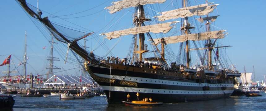 Amerigo Vespucci, la nave da sogno in un viaggio tra storia, bellezza e note d’opera Amerigo Vespucci, la nave da sogno in un viaggio tra storia, bellezza e note d’opera