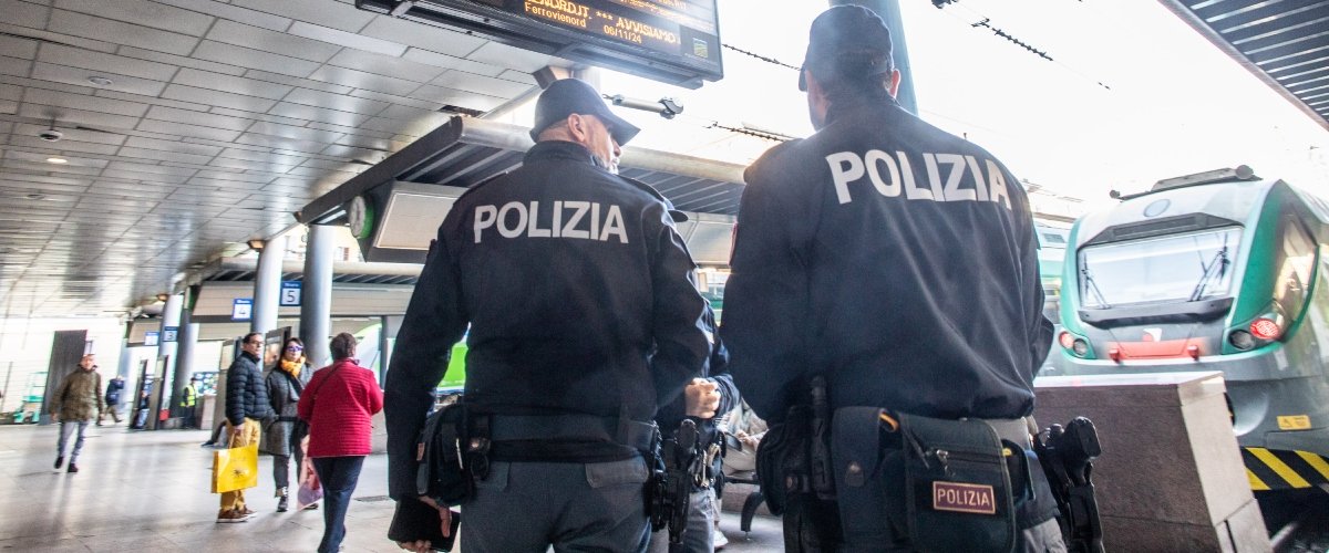 Pistoia sotto choc, anziana violentata e rapinata in casa: sospettato e fermato un 21enne del Mali rintracciato a Firenze Pistoia sotto choc, anziana violentata e rapinata in casa: sospettato e fermato un 21enne del Mali rintracciato a Firenze