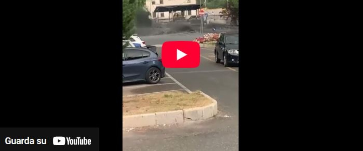 bardonecchia 232 di nuovo incubo alluvione esonda il rio frejus un morto evacuazioni e massima allerta il sindaco restate a casa video