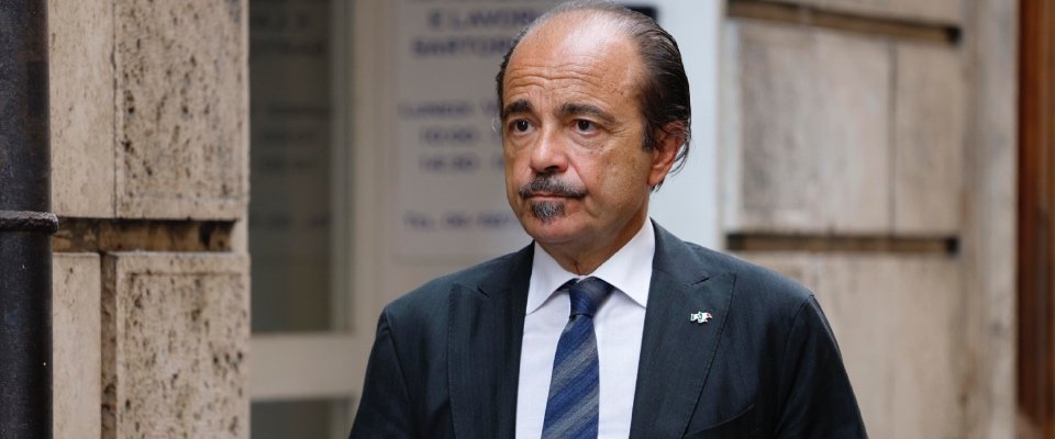 Butti: “Siamo primi in Europa per identità digitali, rilasciate 90 milioni al 30 aprile” Butti: “Siamo primi in Europa per identità digitali, rilasciate 90 milioni al 30 aprile”