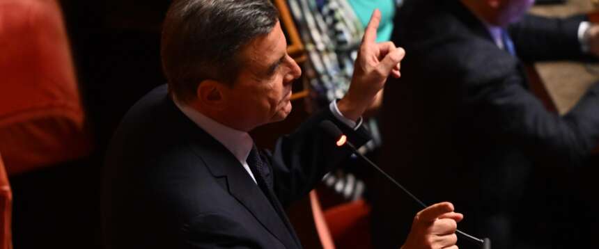 Calenda promuove il governo e boccia il Pd: “De Gasperi non si sarebbe mai alleato col M5s” Calenda promuove il governo e boccia il Pd: “De Gasperi non si sarebbe mai alleato col M5s”