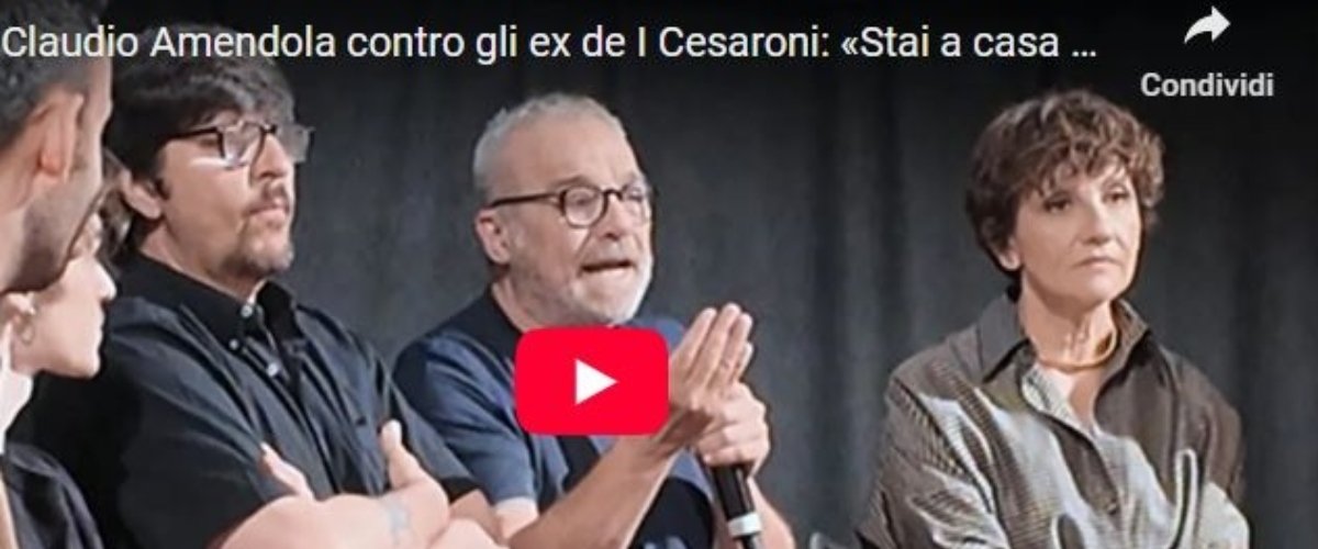 Claudio Amendola, l’anti snob “de noantri” pizzica e mozzica: la bordata agli ex colleghi dei Cesaroni. Elena Sofia Ricci replica piccata (video) Claudio Amendola, l’anti snob “de noantri” pizzica e mozzica: la bordata agli ex colleghi dei Cesaroni. Elena Sofia Ricci replica piccata (video)