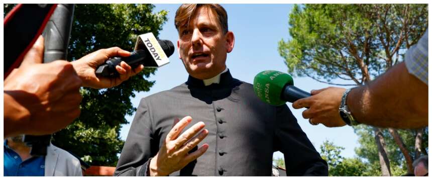 Don Coluccia aggredito al Quarticciolo dagli spacciatori. FdI solidale col “prete coraggio” Don Coluccia aggredito al Quarticciolo dagli spacciatori. FdI solidale col “prete coraggio”