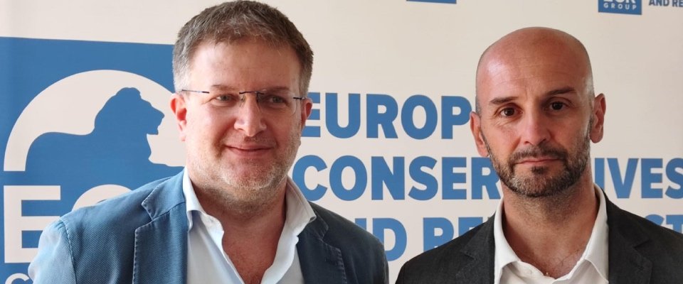 Green gate, arriva la nuova commissione per controllare la spesa. FdI: “Restituiamo verità ai cittadini sui soldi spesi” Green gate, arriva la nuova commissione per controllare la spesa. FdI: “Restituiamo verità ai cittadini sui soldi spesi”
