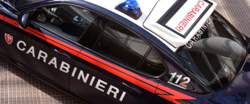 Far west nel salernitano: ladri albanesi irrompono in casa di un imprenditore che ne ammazza uno e poi lo nasconde Far west nel salernitano: ladri albanesi irrompono in casa di un imprenditore che ne ammazza uno e poi lo nasconde