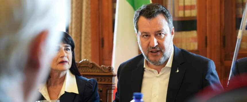 Matteo salvini ha annunciato 660 milioni per la prima fase del Piano Casa Matteo salvini ha annunciato 660 milioni per la prima fase del Piano Casa