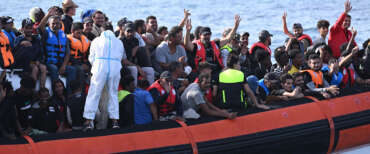 Migranti, c’è la svolta: accolta la linea-Meloni, la Germania cancella i finanziamenti alle Ong del Mediterraneo
