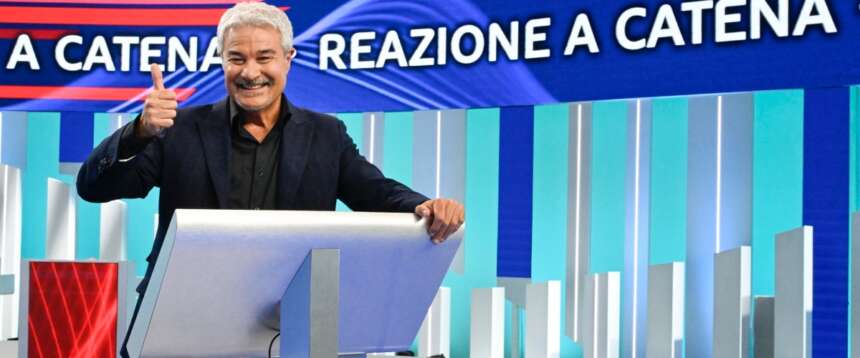 Pino Insegno, record di ascolti per il game show Reazione a catena Pino Insegno, record di ascolti per il game show Reazione a catena