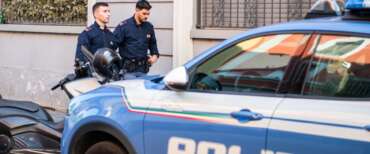 Biella, violentata da un muratore egiziano che le stava ristrutturando casa davanti al figlio di quattro anni