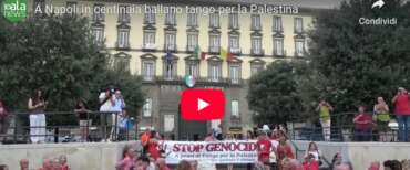 Le stragi di Gaza? I Pro Pal le ricordano con il tango macabro e con le bandiere per lo scudetto del Napoli (video)