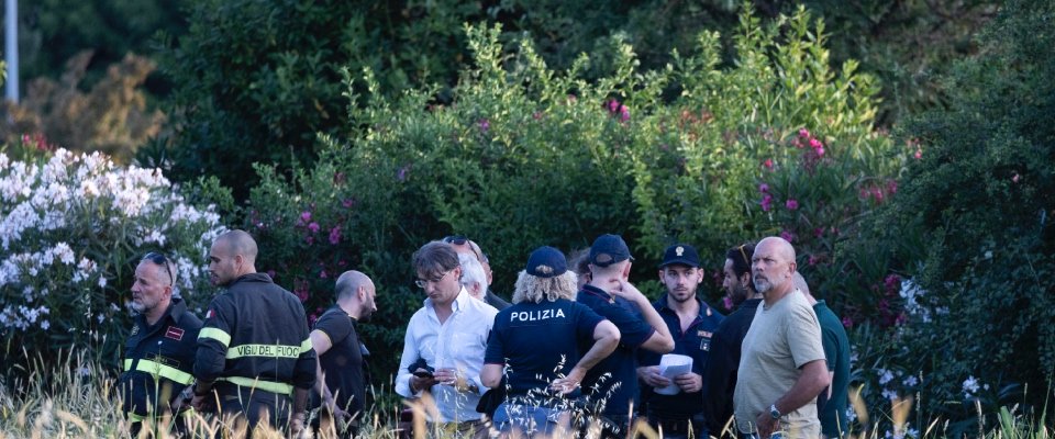 Giallo di villa Pamphili, i nuovi sviluppi: dall’uomo col fagotto all’ematoma alla nuca della bimba Giallo di villa Pamphili, i nuovi sviluppi: dall’uomo col fagotto all’ematoma alla nuca della bimba