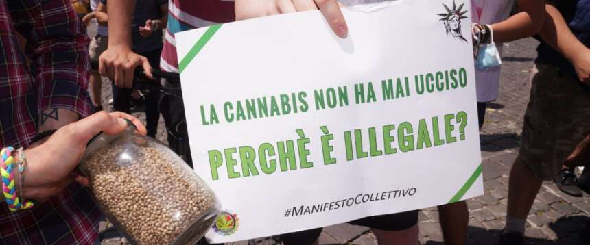Uno studio francese svela il legame tra uso di cannabis e infarto e ictus Uno studio francese svela il legame tra uso di cannabis e infarto e ictus