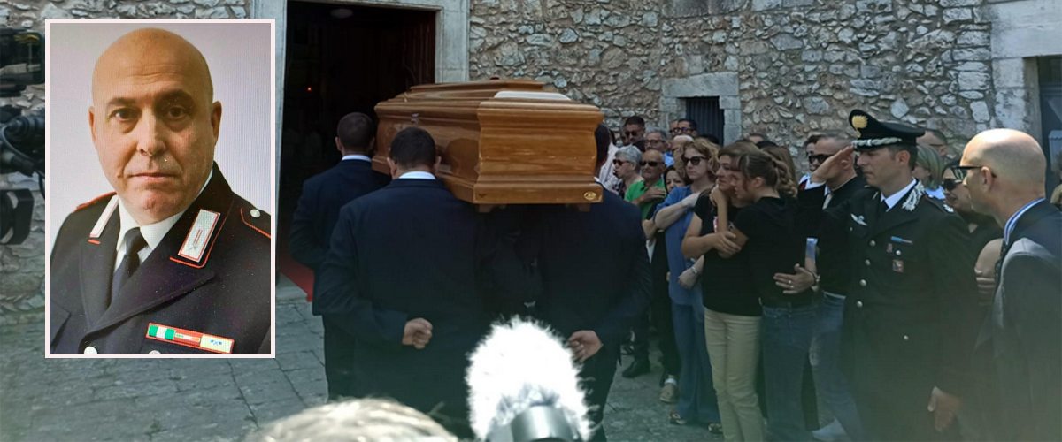 «In segno di lutto e rispetto»: FdI annulla “Spazio Lavoro” per i funerali del carabiniere Carlo Legrottaglie «In segno di lutto e rispetto»: FdI annulla “Spazio Lavoro” per i funerali del carabiniere Carlo Legrottaglie