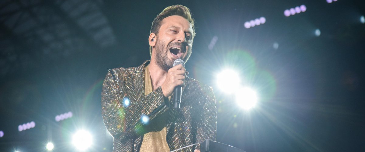 Dall’Alaska a San Siro, Cremonini ritrova se stesso e sorprende ancora: il concerto che trasforma la musica in viaggio Dall’Alaska a San Siro, Cremonini ritrova se stesso e sorprende ancora: il concerto che trasforma la musica in viaggio