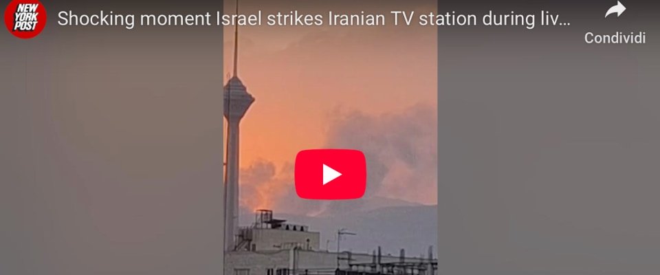 Israele bombarda la tv di Stato iraniana, la conduttrice scappa in diretta. E il video diventa virale Israele bombarda la tv di Stato iraniana, la conduttrice scappa in diretta. E il video diventa virale