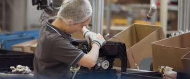 300mila posti di lavoro in più e boom di contratti a tempo indeterminato
