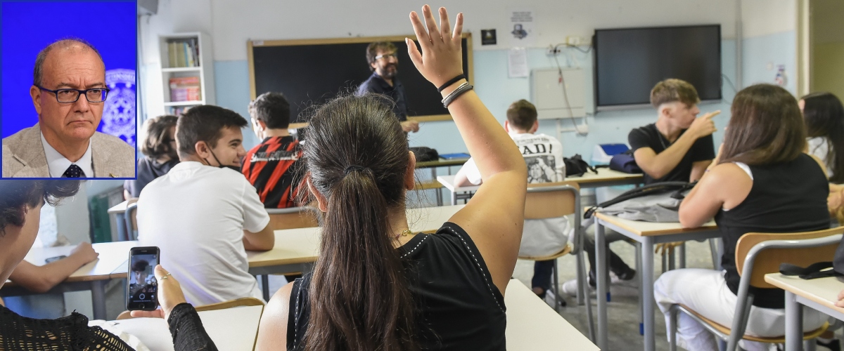 Scuola, propaganda rossa la trionferà. O forse no: è scontro aperto tra Valditara e Laterza sul manuale di storia anti Meloni Scuola, propaganda rossa la trionferà. O forse no: è scontro aperto tra Valditara e Laterza sul manuale di storia anti Meloni