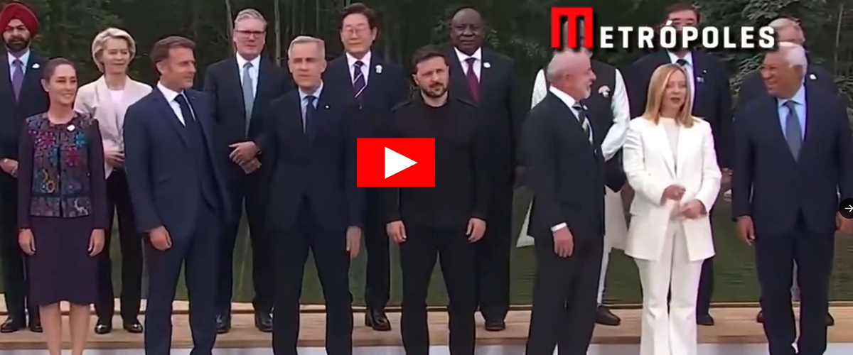 Il video virale del G7. Lula si “distrae” con la Meloni e azzarda un abbraccio, Macron lo riprende: “C’è la foto da fare!” Il video virale del G7. Lula si “distrae” con la Meloni e azzarda un abbraccio, Macron lo riprende: “C’è la foto da fare!”