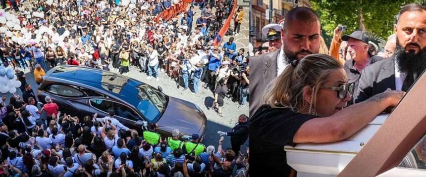 Afragola, l’ultimo saluto a Martina. Il cardinale Battaglia in lacrime: “È femminicidio, basta parole deboli” Afragola, l’ultimo saluto a Martina. Il cardinale Battaglia in lacrime: “È femminicidio, basta parole deboli”