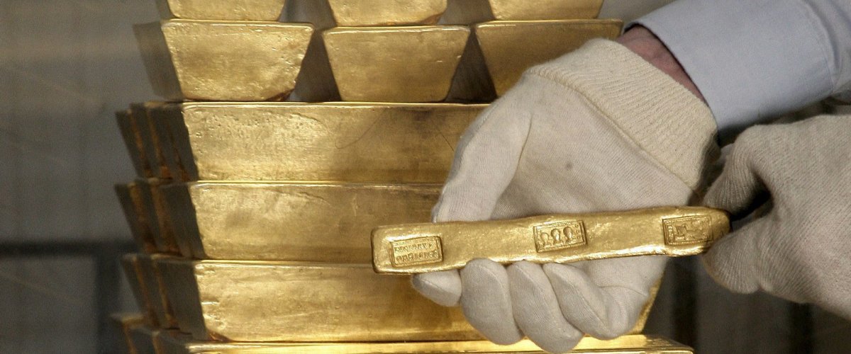 Oro rubato in fonderia: arrestato a Milano un 38enne. Per un anno ha nascosto la refurtiva tra i capelli Oro rubato in fonderia: arrestato a Milano un 38enne. Per un anno ha nascosto la refurtiva tra i capelli