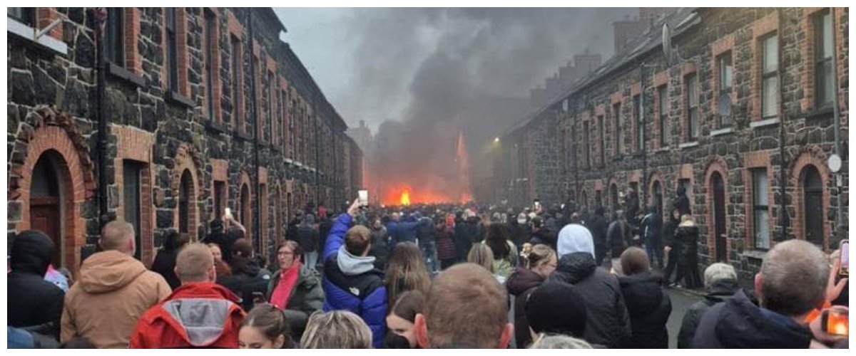 belfast contro gli immigrati disordini e incendi dopo la tentata violenza sessuale