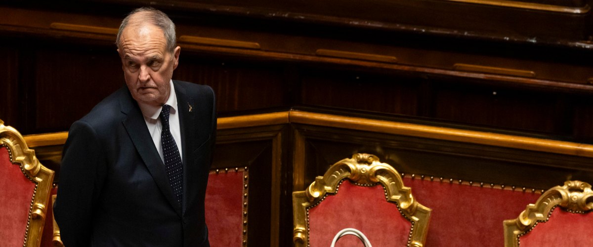 Terzo mandato: non passa l’emendamento della Lega. La maggioranza gela i gufi dell’opposizione: «Tra noi non cambia nulla» Terzo mandato: non passa l’emendamento della Lega. La maggioranza gela i gufi dell’opposizione: «Tra noi non cambia nulla»