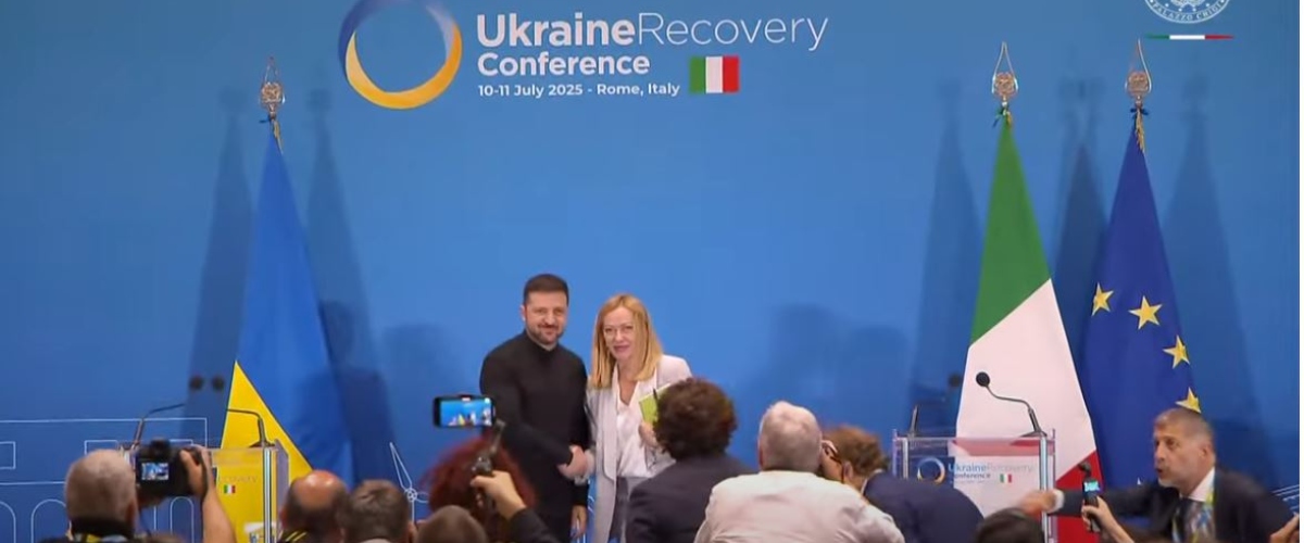 Meloni a Zelensky: “Impegni da oltre 10 miliardi. Ricostruiremo ciò che è indispensabile: strade, ponti, scuole e ospedali” (video) Meloni a Zelensky: “Impegni da oltre 10 miliardi. Ricostruiremo ciò che è indispensabile: strade, ponti, scuole e ospedali” (video)