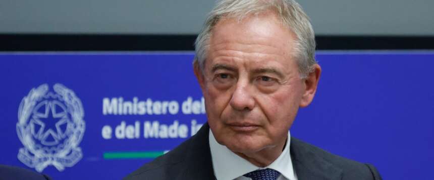 Urso: “Trasformeremo l’Ex Ilva nel più grande stabilimento siderurgico green d’Europa grazie ai forni elettrici” Urso: “Trasformeremo l’Ex Ilva nel più grande stabilimento siderurgico green d’Europa grazie ai forni elettrici”
