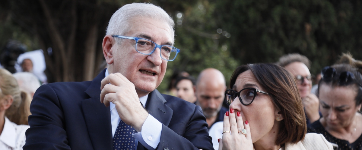 Foti: “Ci vogliono nervi saldi e non scoprire le carte. Spero che l’opposizione tifi per l’Italia” Foti: “Ci vogliono nervi saldi e non scoprire le carte. Spero che l’opposizione tifi per l’Italia”