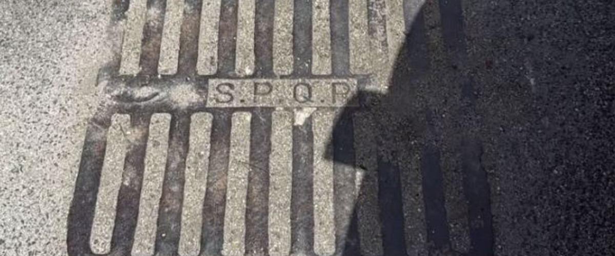Della serie i guai di Gualtieri: l’ultima? I lavori a Roma sigillano i tombini. E l’ennesimo sfregio fa il giro del web (video) Della serie i guai di Gualtieri: l’ultima? I lavori a Roma sigillano i tombini. E l’ennesimo sfregio fa il giro del web (video)