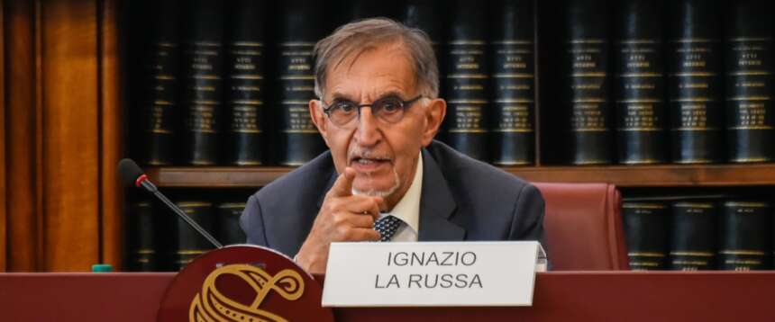 Carceri, La Russa: “Penso a un provvedimento bipartisan. Alemanno mi scrive continuamente” Carceri, La Russa: “Penso a un provvedimento bipartisan. Alemanno mi scrive continuamente”
