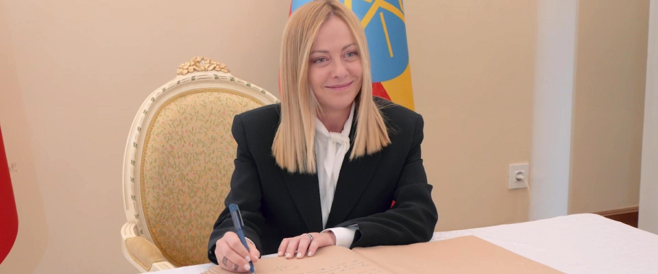 sicurezza alimentare meloni all8217onu il cibo 232 un diritto e un pilastro dell8217identit224 con il piano mattei aiutiamo l8217africa video