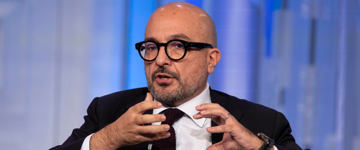 Sangiuliano: “Nei momenti bui ho pensato al suicidio. Sul tax credit avevo ragione, è come il superbonus edilizio…” Sangiuliano: “Nei momenti bui ho pensato al suicidio. Sul tax credit avevo ragione, è come il superbonus edilizio…”