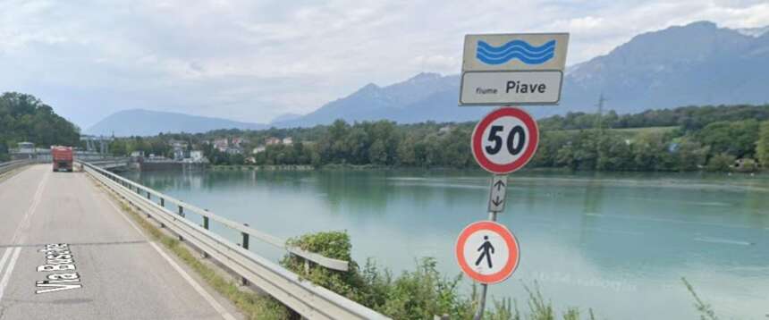 Tragedia lungo il Piave, morta una 15enne che precipita nel fiume e viene schiacciata da un masso Tragedia lungo il Piave, morta una 15enne che precipita nel fiume e viene schiacciata da un masso