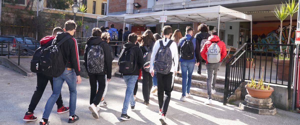 Anno scolastico 2025/2026: ecco il calendario. Quando inizia, quando finisce e quali sono i ponti Anno scolastico 2025/2026: ecco il calendario. Quando inizia, quando finisce e quali sono i ponti