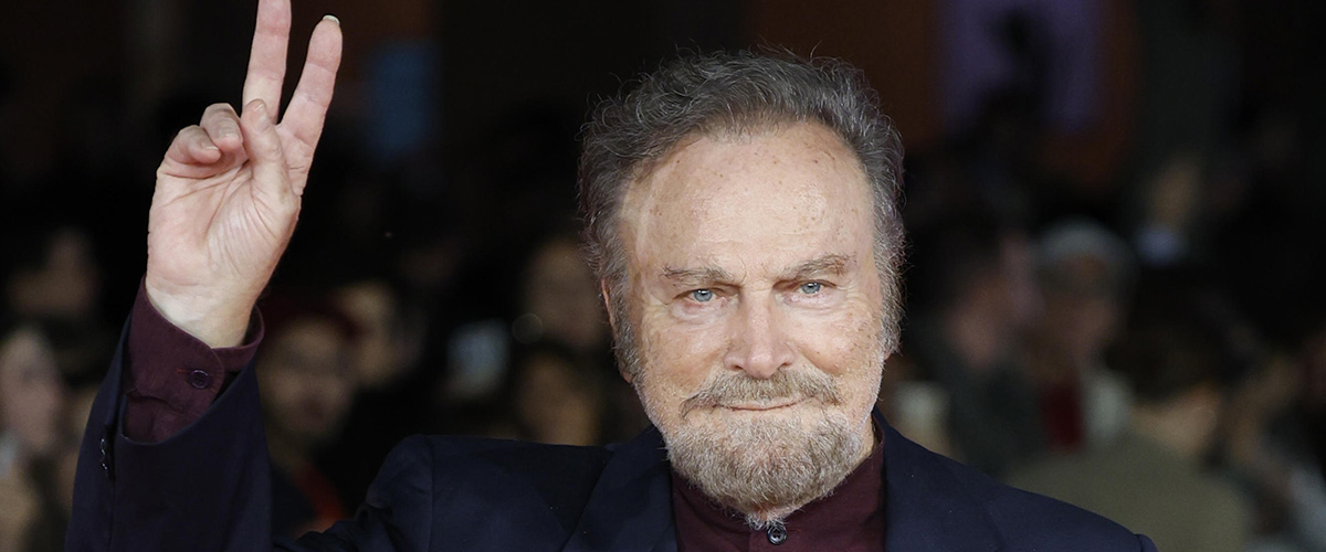 Cinema “rosso”, la denuncia di Franco Nero: “Mai fatto parte del circoletto giusto. Orbàn è un mio fan” Cinema “rosso”, la denuncia di Franco Nero: “Mai fatto parte del circoletto giusto. Orbàn è un mio fan”