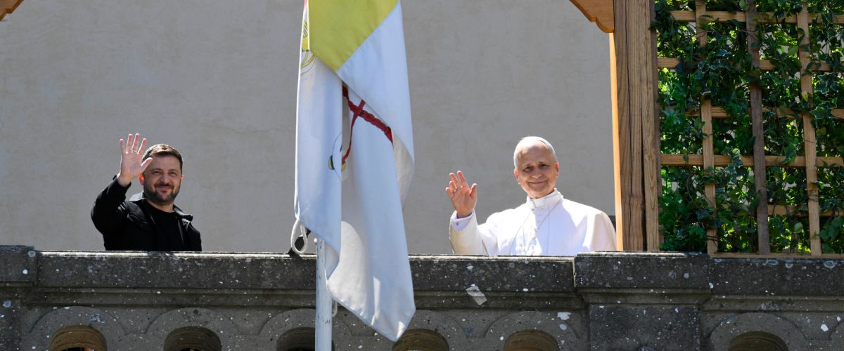 Zelensky dal Papa, poi incontra Mattarella. Il Capo dello Stato: «Dall’Italia posizione ferma. Ammiriamo il vostro popolo» Zelensky dal Papa, poi incontra Mattarella. Il Capo dello Stato: «Dall’Italia posizione ferma. Ammiriamo il vostro popolo»