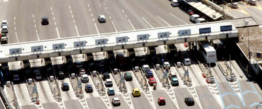 Pedaggi autostradali, stop agli aumenti: FdI e Lega disinnescano le polemiche e zittiscono l’opposizione Pedaggi autostradali, stop agli aumenti: FdI e Lega disinnescano le polemiche e zittiscono l’opposizione