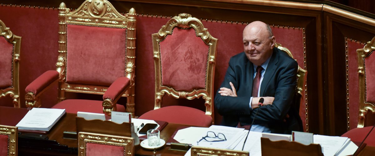 Arresto in flagranza differita per i reati ambientali: dal Cdm via libera al decreto “Terra dei fuochi” Arresto in flagranza differita per i reati ambientali: dal Cdm via libera al decreto “Terra dei fuochi”