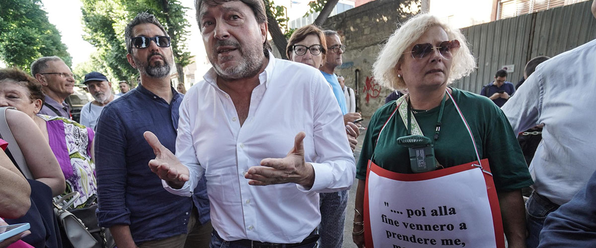 Bello Ciao: la lagnosa solitudine di (Sig!)frido Ranucci, scaricato anche dai suoi “compagni” di lamento Bello Ciao: la lagnosa solitudine di (Sig!)frido Ranucci, scaricato anche dai suoi “compagni” di lamento
