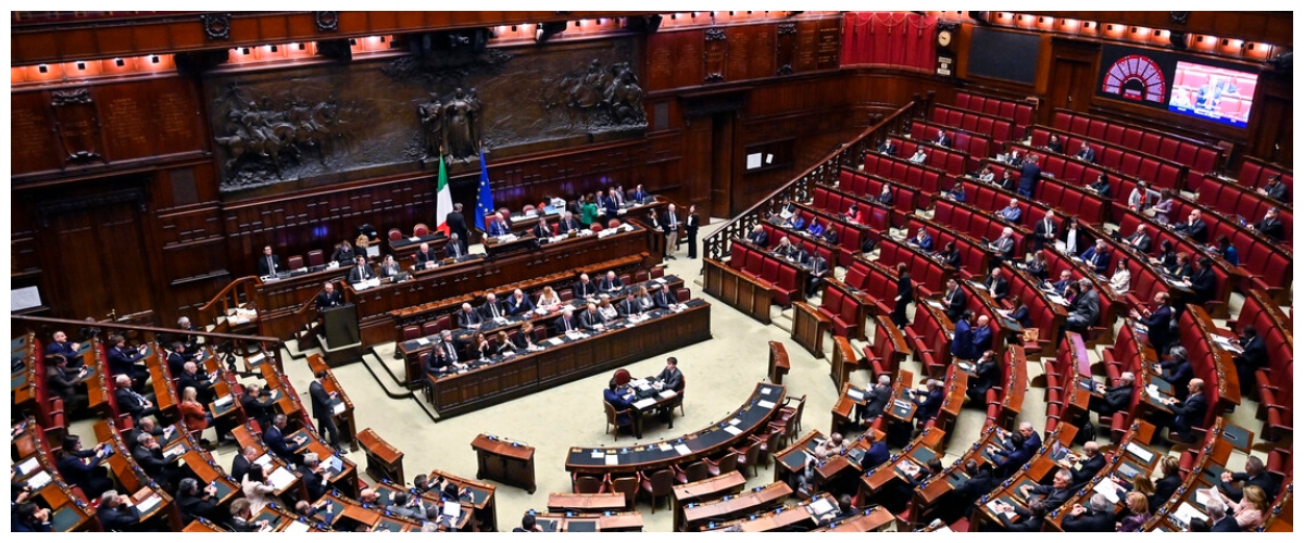 giustizia e doppia morale da berlinguer a pd e m5s come assolvere in anticipo gli amici condannando gli altri