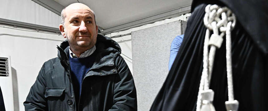 Toghe “in rosso”? Spunta un buco per gli “show” contro il governo con Schlein, Conte e “Cetto La Qualunque”