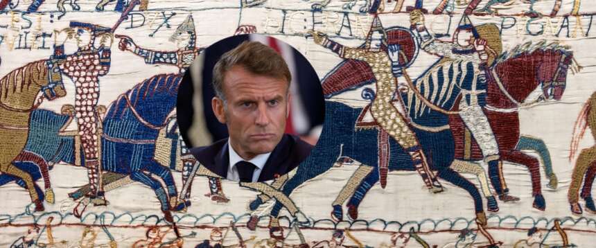 Macron non ne azzecca una neanche quando si occupa di arte: vuole prestare l’Arazzo di Bayeux a Londra, ma gli studiosi lo silurano