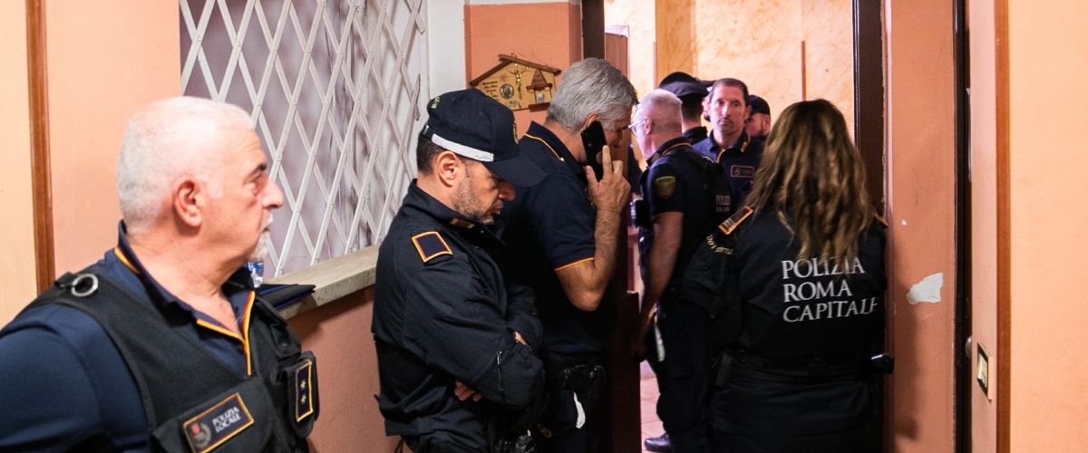 Ladri di case, primo arresto a Roma grazie al dl Sicurezza. Ma per il giudice il fatto non è grave e libera l’albanese