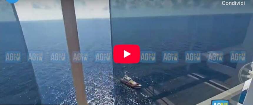 Nave da crociera in avaria al largo di Ponza con 8.585 persone a bordo. La testimonianza del passeggero (video) Nave da crociera in avaria al largo di Ponza con 8.585 persone a bordo. La testimonianza del passeggero (video)